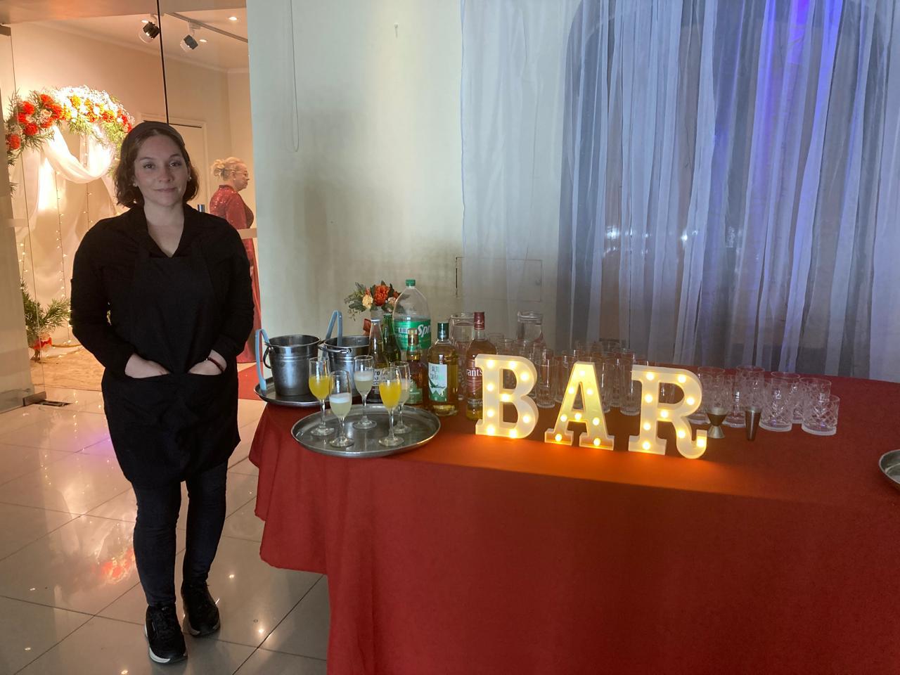 Bar y bartender